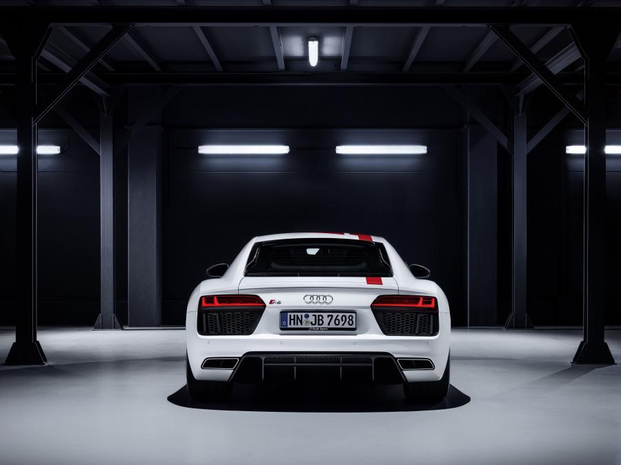  Audi R8 V10 RWS 2017 года  (WW) (фото 37 из 81)
